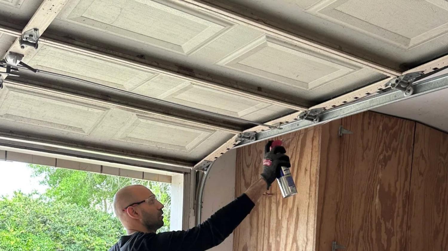 Garage Door Service Garage Door Repair Same Day Garage Door Service Rosewood St, Houston, TX