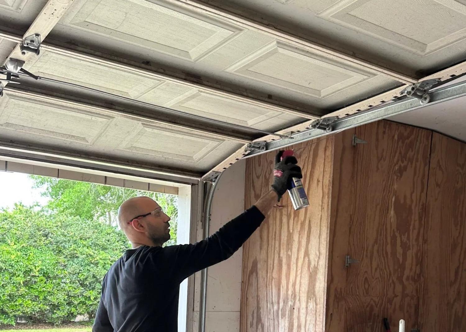Garage Door Service Garage Door Repair Same Day Garage Door Service Rosewood St, Houston, TX