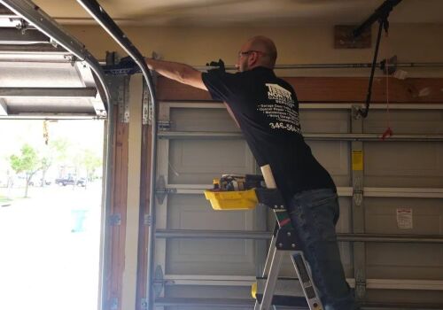 Garage Door Service Houston Sue St, Houston, TX