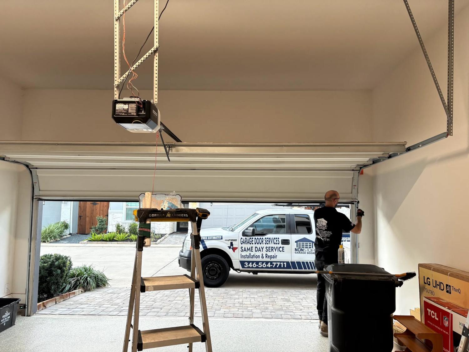 Professional Garage Door Repair Waverly St, Houston, TX