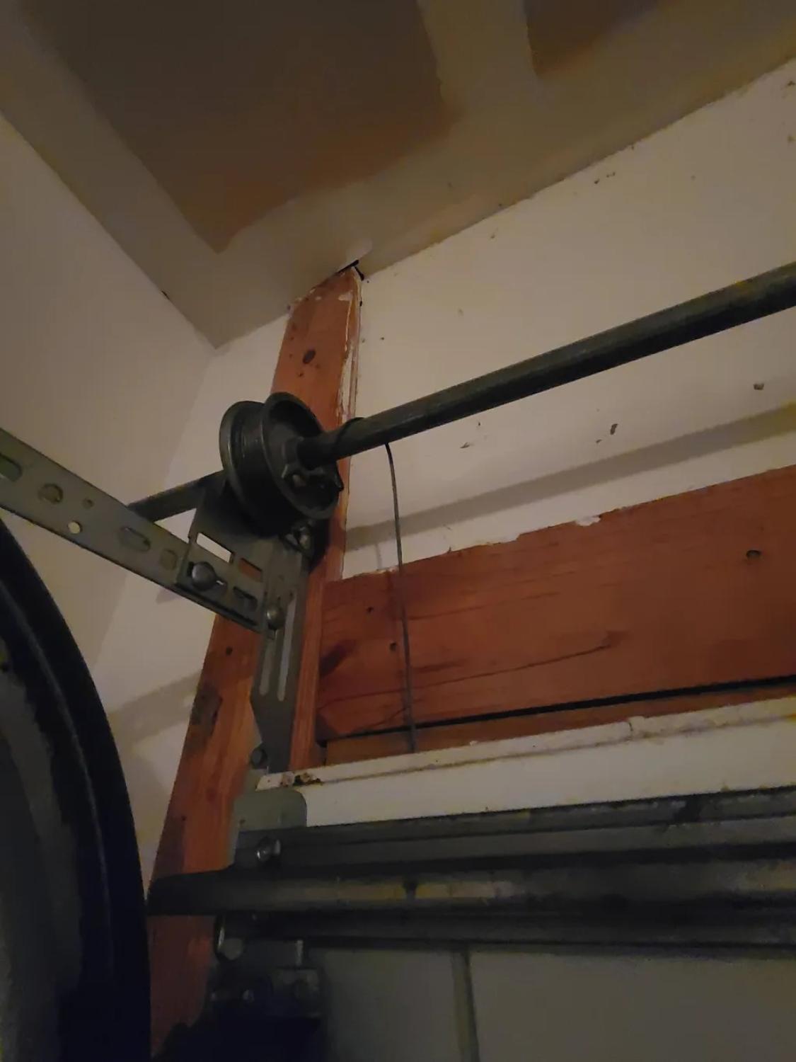Local Garage Door Repair Charriton Dr, Houston, TX